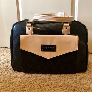 MaryKay Makeup Bag with accessories